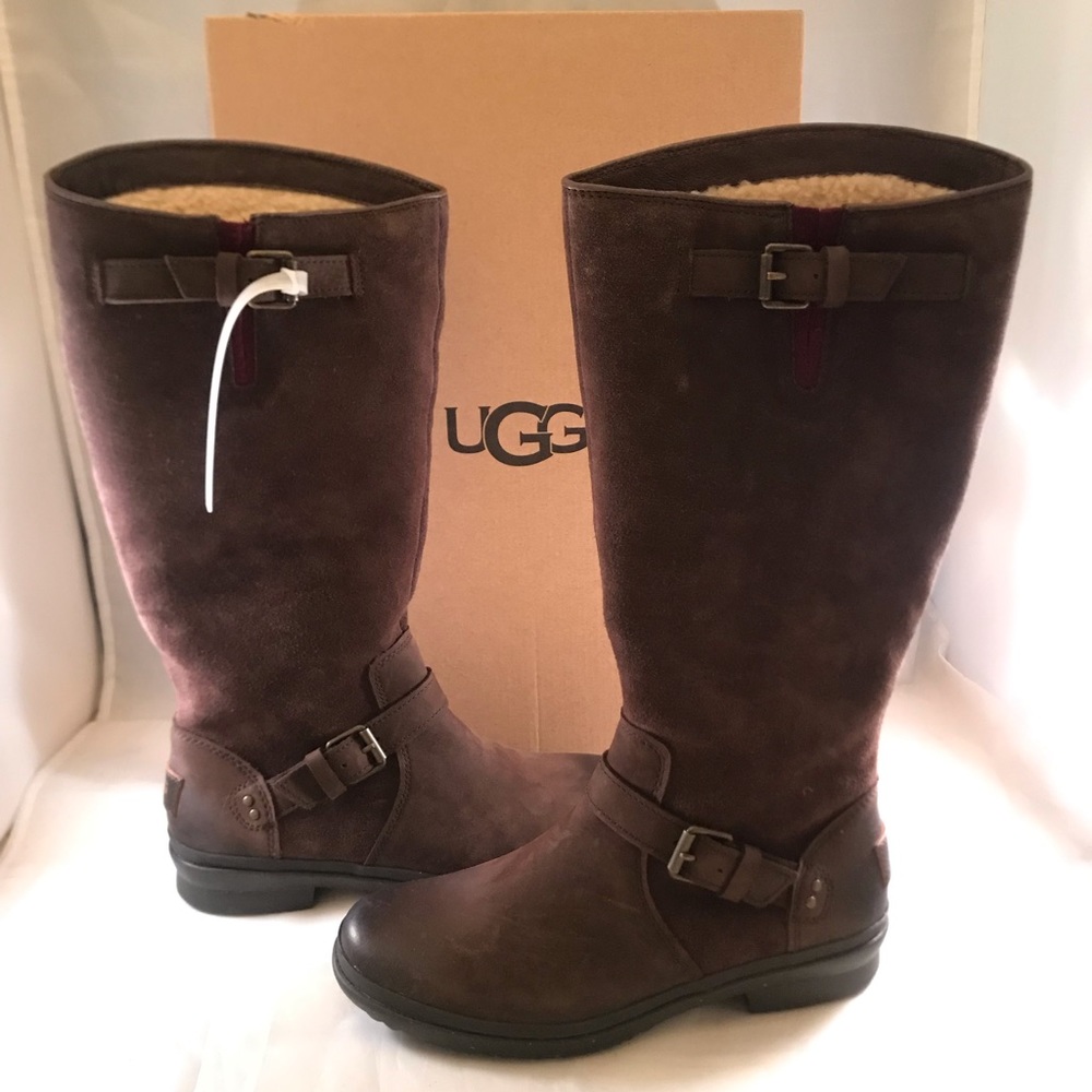 UGG Australia Women’s Thomsen Boot
Size US 6.5, 10